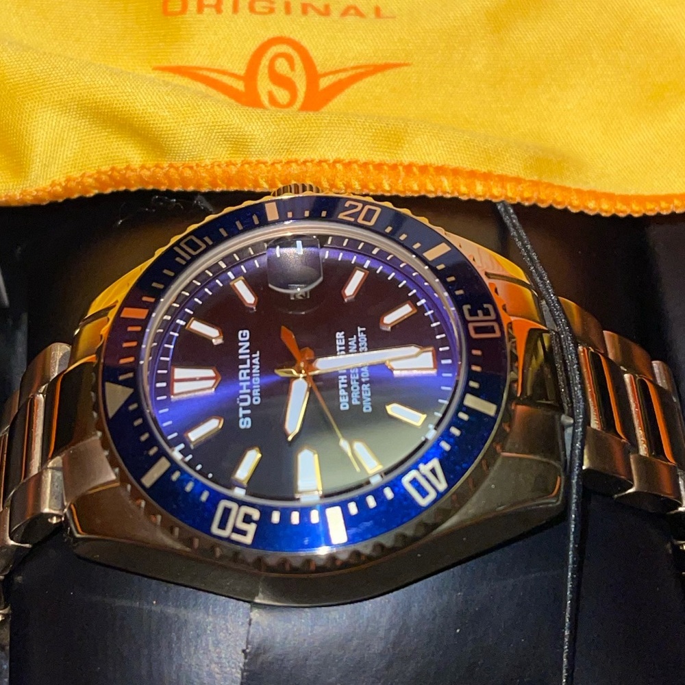 Stuhrling Original Men’s Aquadiver Watch